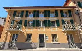 5 Terre Hub Suite 1
